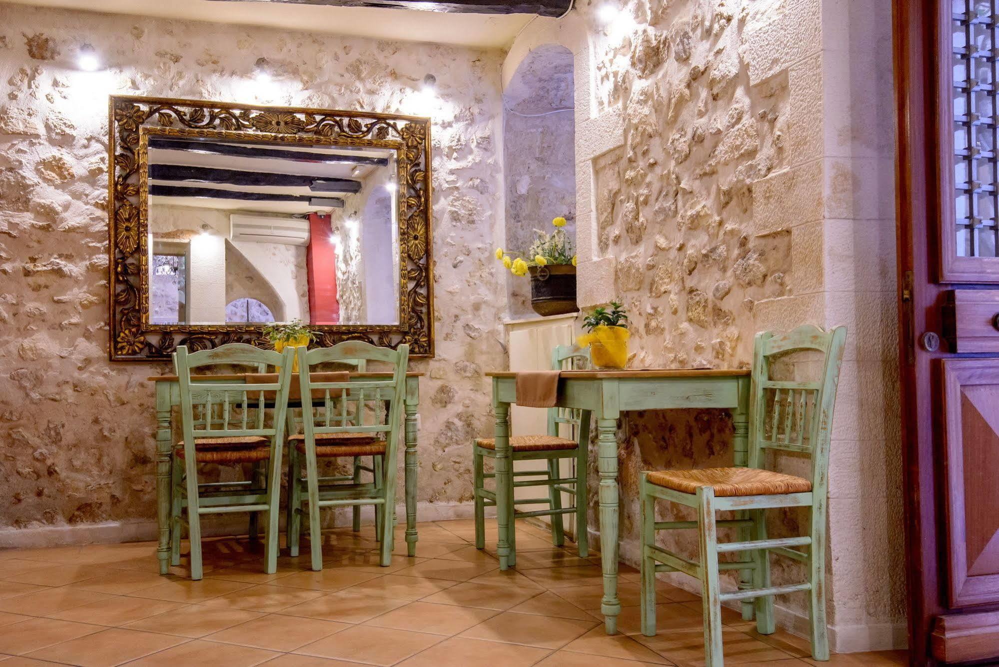 Leo Hotel Rethymno  Exterior photo